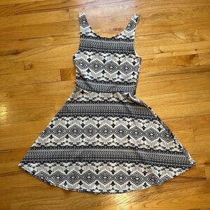 Divided H&M tribal print skater jersey mini dress